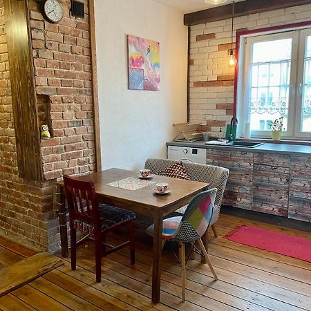 Apartament Do Zobaczenia Olsztyn Miejsce Nieidealne Dış mekan fotoğraf