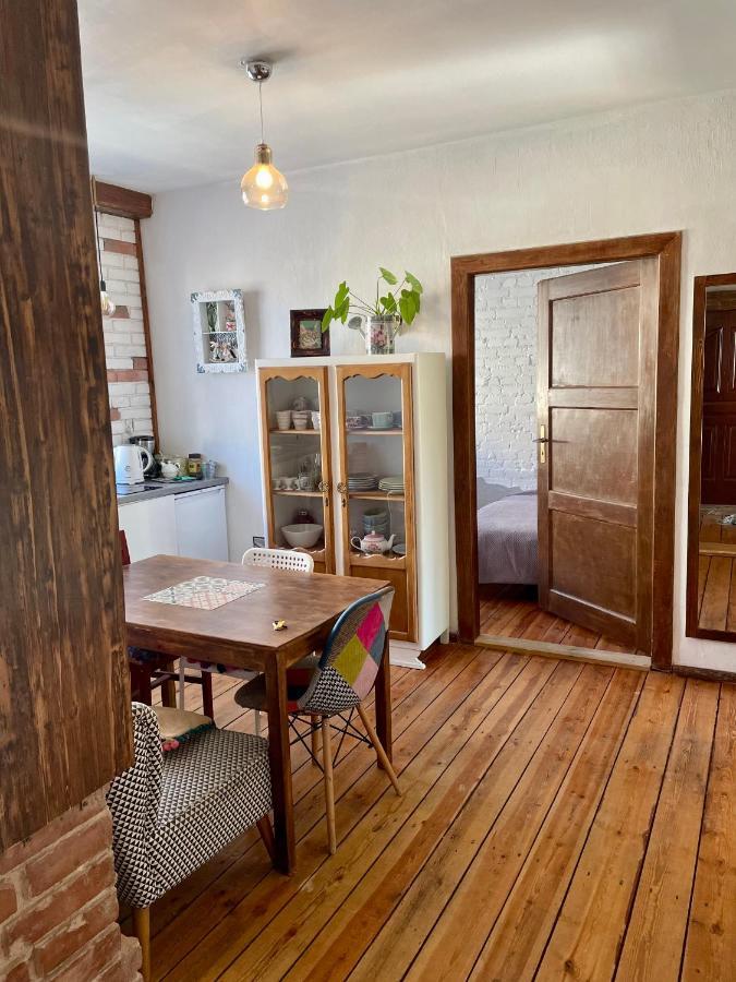 Apartament Do Zobaczenia Olsztyn Miejsce Nieidealne Dış mekan fotoğraf