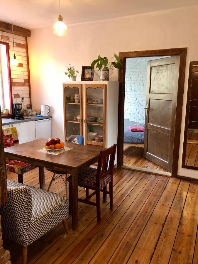 Apartament Do Zobaczenia Olsztyn Miejsce Nieidealne Dış mekan fotoğraf